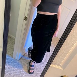 RARE VINTAGE 90s LIZ CLAIBORNE Black Velvet Midi Skirt
